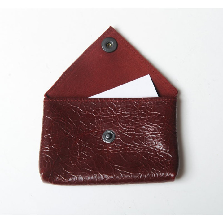 Crimson red varnished leather small pouch for cards or coins