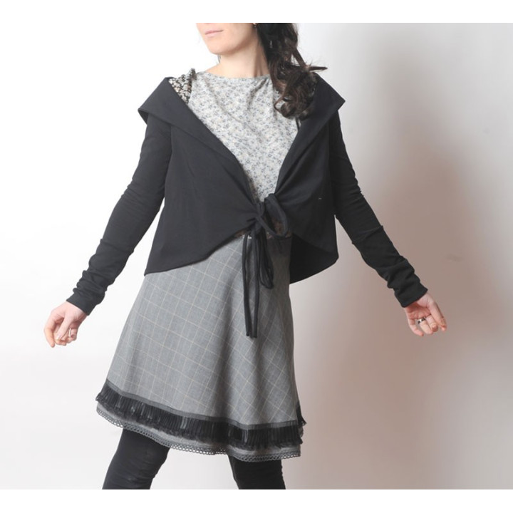 Black Cameleon strap wrap long sleeved