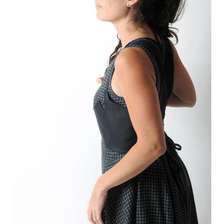 Bustier lacé sous poitrine en cuir bleu foncé artisanal, made in france