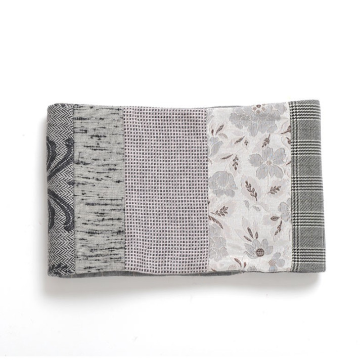 Col Echarpe original made in france  en patchwork de tissus gris clair