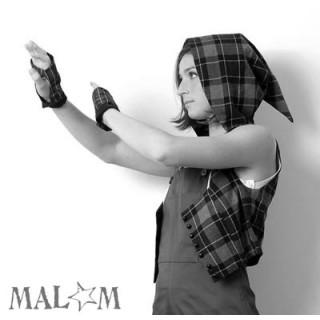 Fitted cropped bolero with pointy hood - CUSTOM HANDMADE