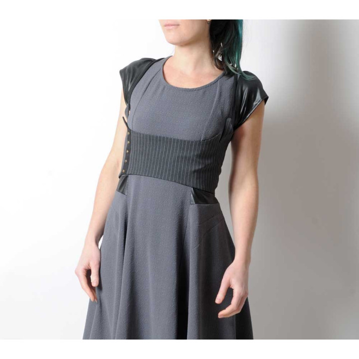 Bustier steampunk made in france gris rayé, laçage dos