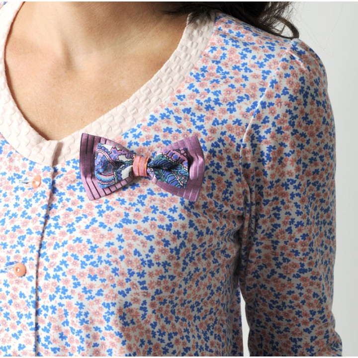 Golden and black fabric bow brooch