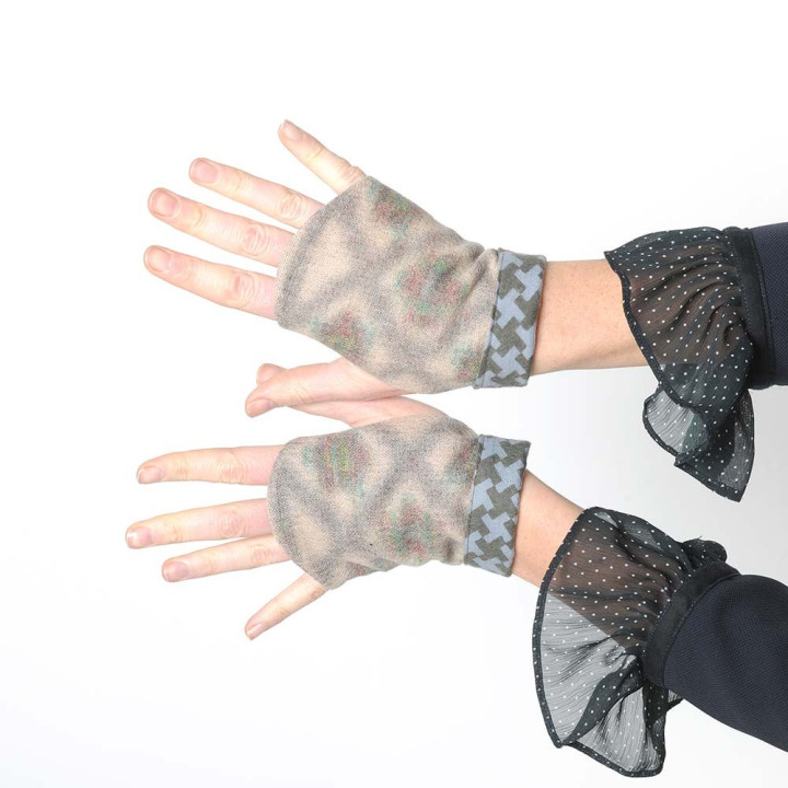 Gantelets courts  artisanal- mitaines originales en beige et gris