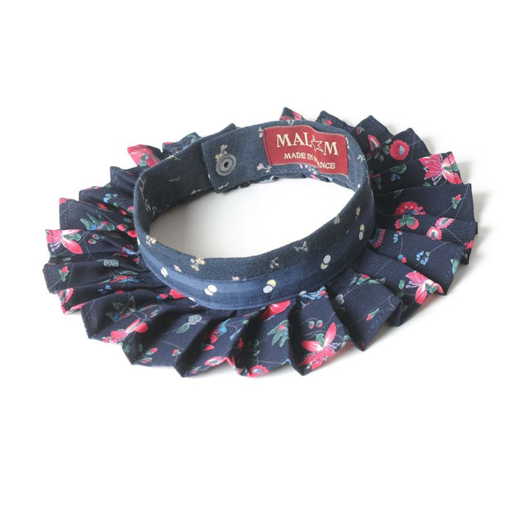 Pleated navy blue and pink floral fabric necklace