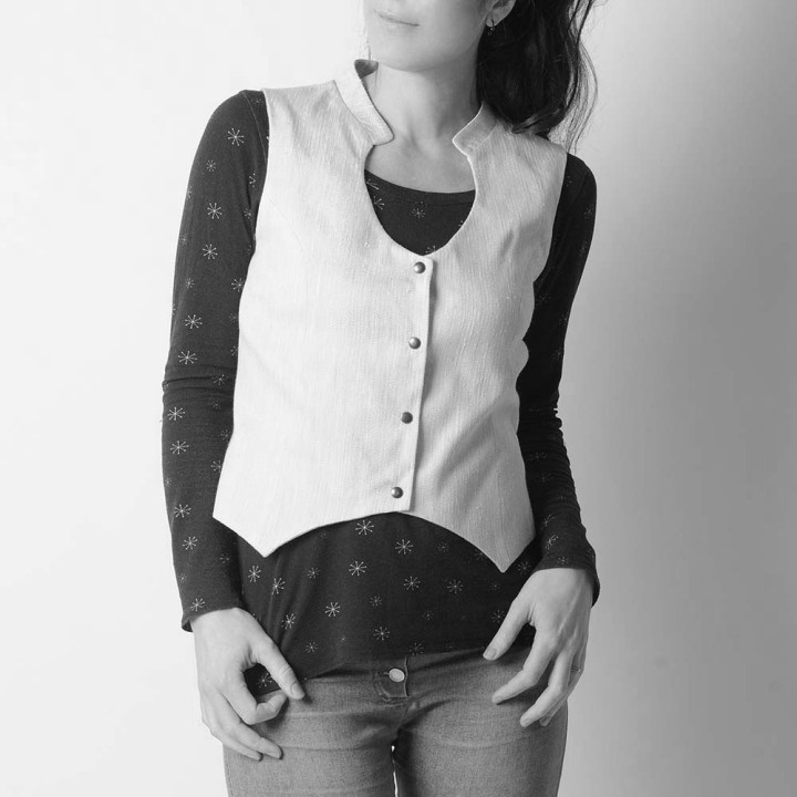 Sleeveless women's vest - CUSTOM HANDMADE