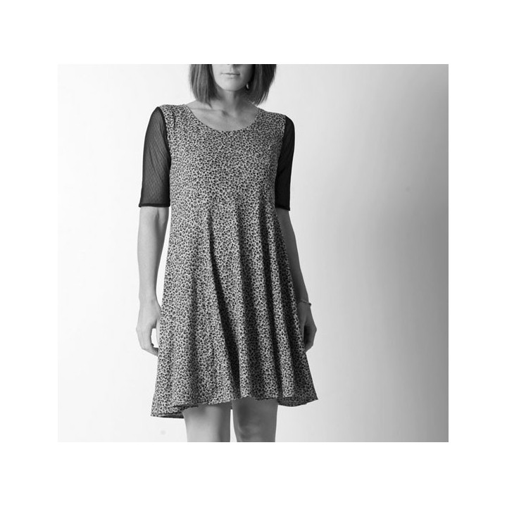 Robe courte made in France créateur français évasée en jersey - PERSONNALISABLE