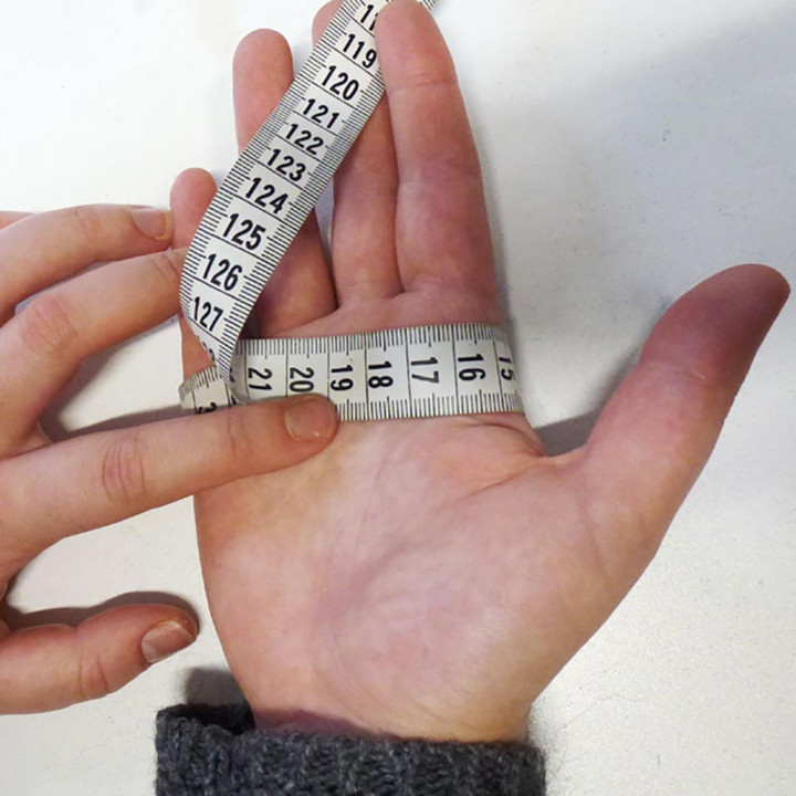 Mitaines originale de créateur longues noires, Mitaines noires femme