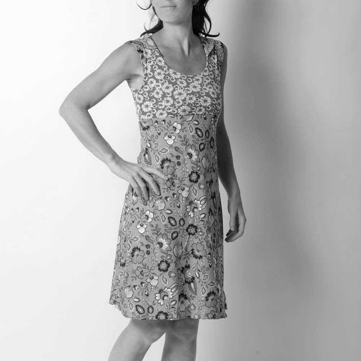 Sleeveless dress with hood or pointy collar - CUSTOM HANDMADE