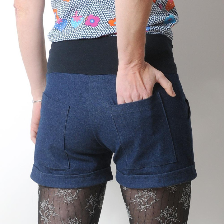 Short femme original de créateur jean bleu extensible