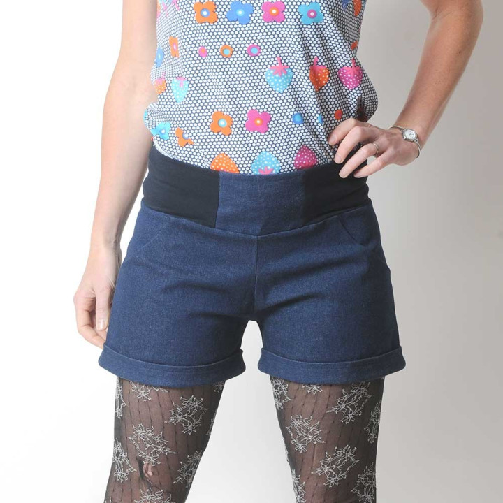 Womens stretchy blue denim shorts