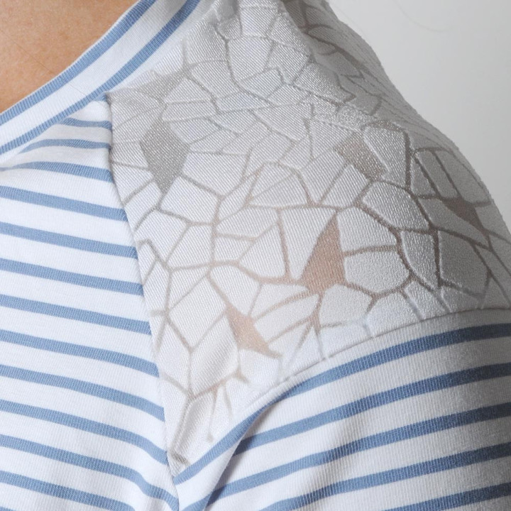 Top femme fait main en france  marinière blanche et bleue, jersey et dentelle