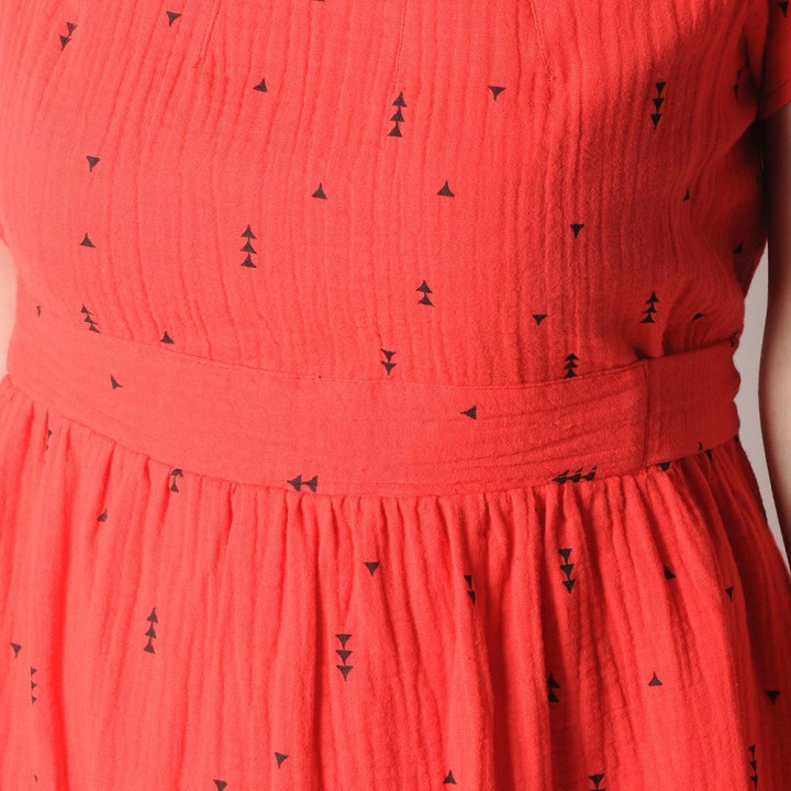 Yellow feather print dress with short sleeves, lightweight cotton