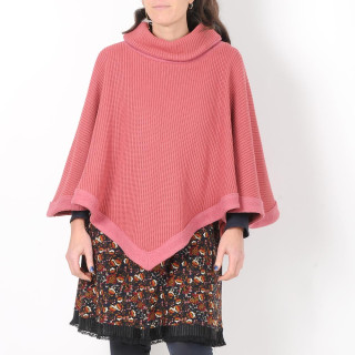 Pull-cape rose original de créateur grosse maille, coton et laine
