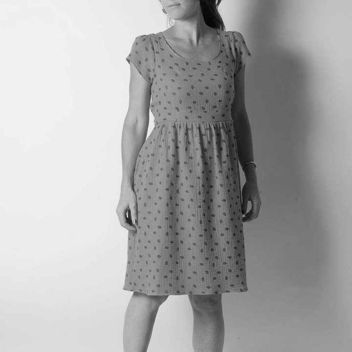 Robe ample fabriquée en France ceinturée, manches courtes  - PERSONNALISABLE