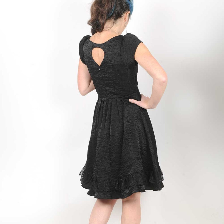 Robe fait main en france  noire de soirée avec broderie perlée