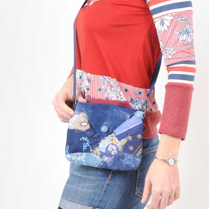 Blue shoulder bag, leather and fabric patchwork