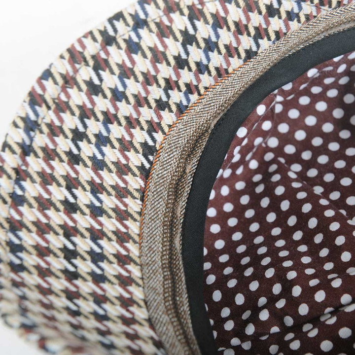 Beige and brown newsboy cap hat, houndstooth pattern