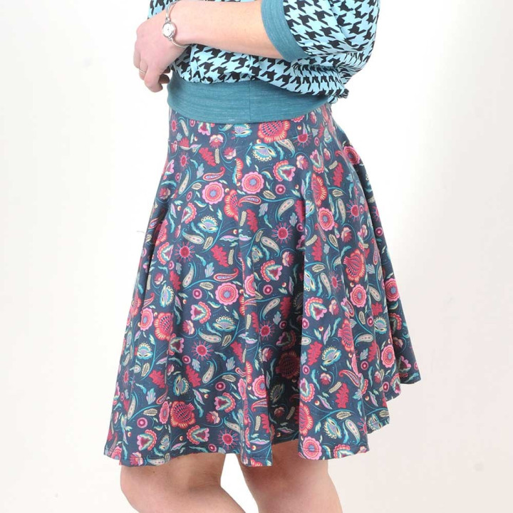 Flared jersey skirt, floral navy and pink cotton jersey