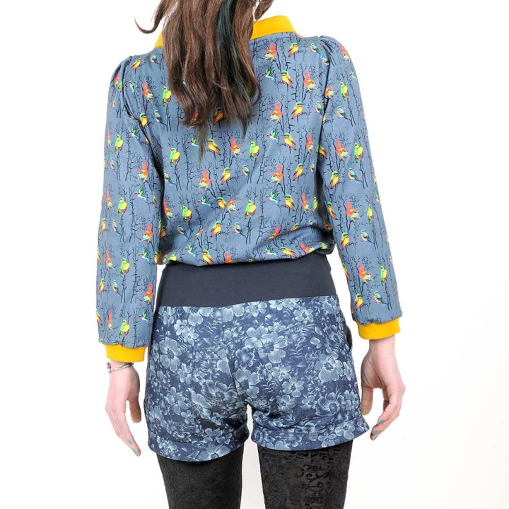 Womens stretchy floral blue denim shorts