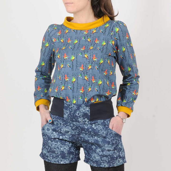 Short femme denim bleu fleuri