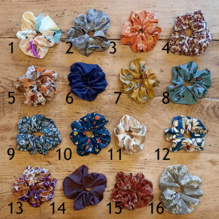 Handmade scrunchie in vintage fabric, CHOOSE YOURS