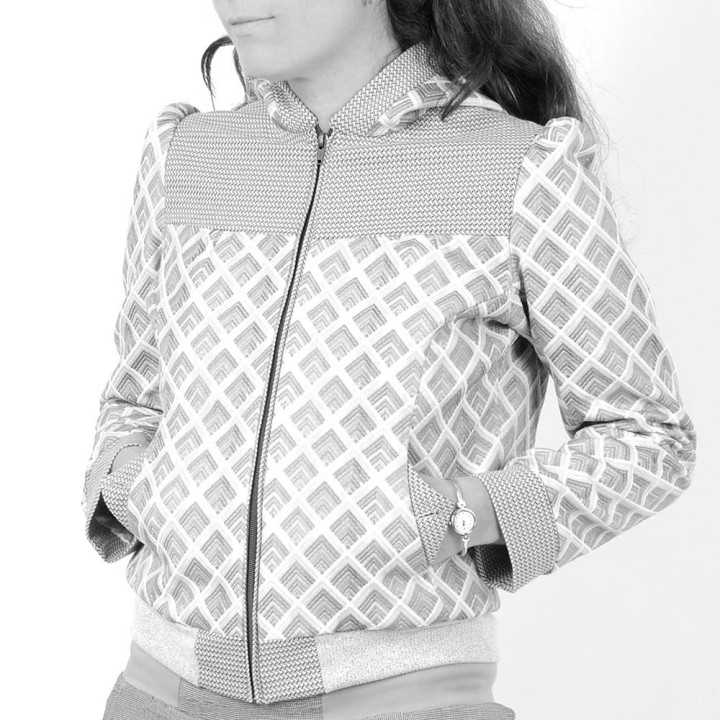 Blouson zippé à capuche - PERSONNALISABLE