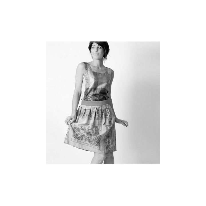 Short pleated skirt - CUSTOM HANDMADE