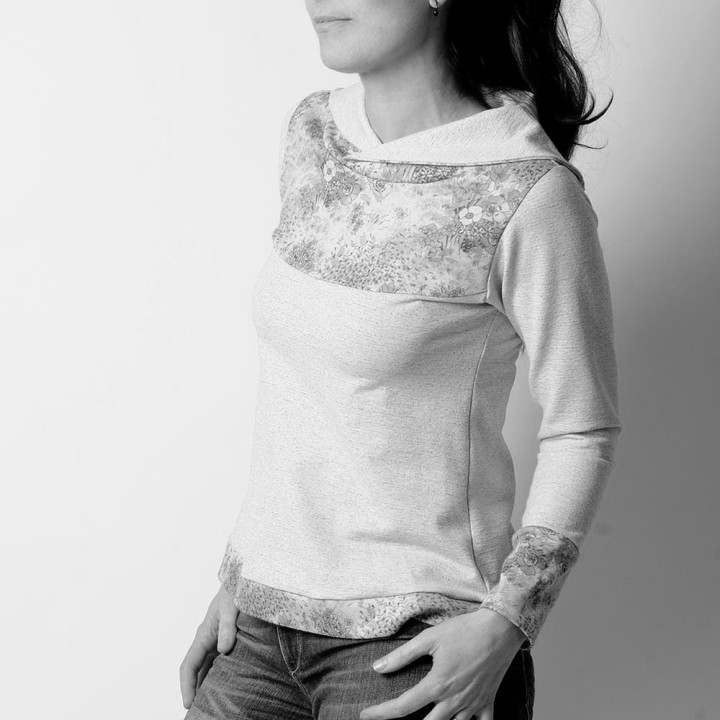 Pointy collar sweatshirt - CUSTOM HANDMADE