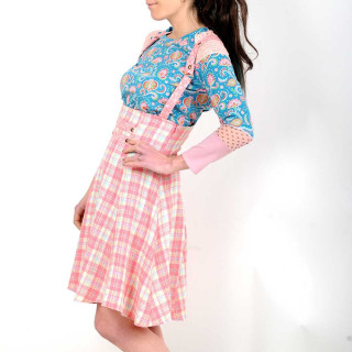 Jupe jeune créateur made in france salopette femme originale, blanche et rose motif écossais jeune créatrice française