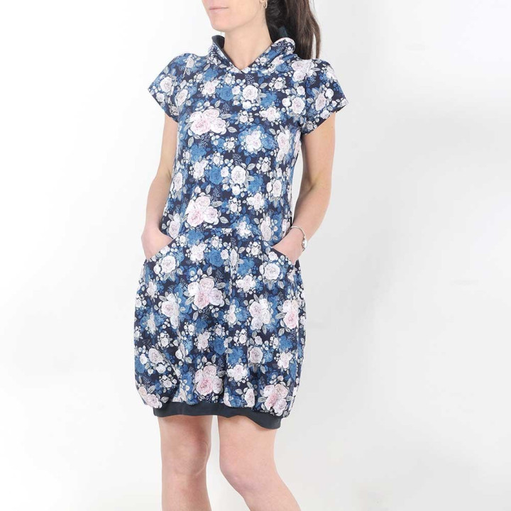Robe sweat bleue fleurie fabriquée en France créateur femme, manches courtes