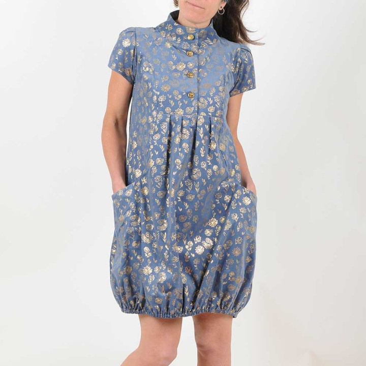 Grey-blue short-sleeved bubble dress with golden foil floral print