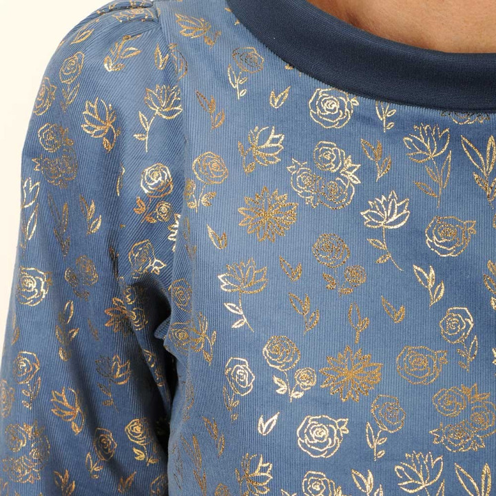 Top original original fabriqué en France imprimé oiseaux colorés, col bateau jaune