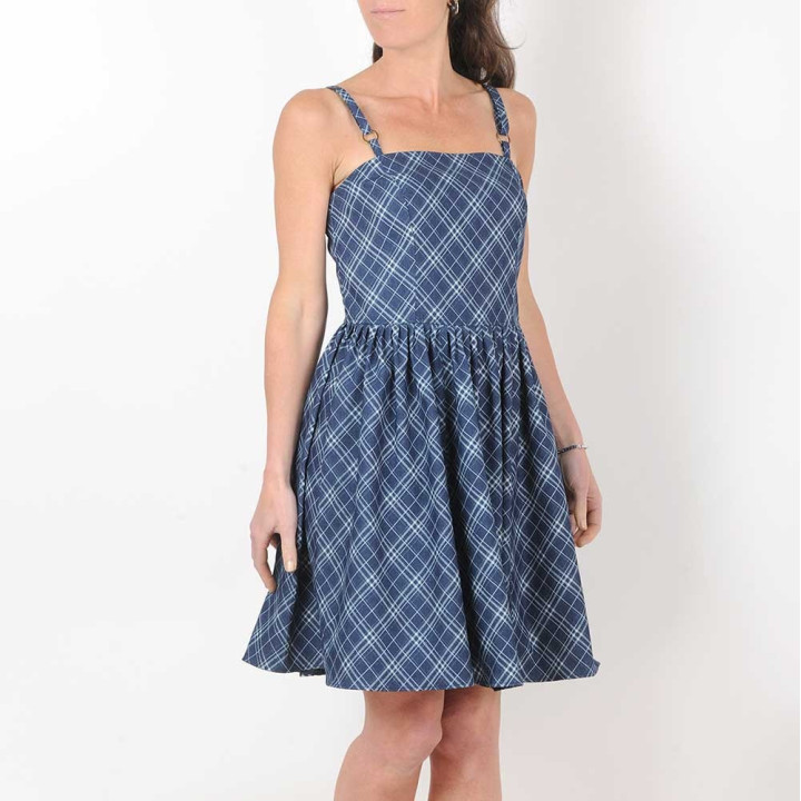 Robe made in France créateur français rétro à bretelles, denim bleu motifs carreaux