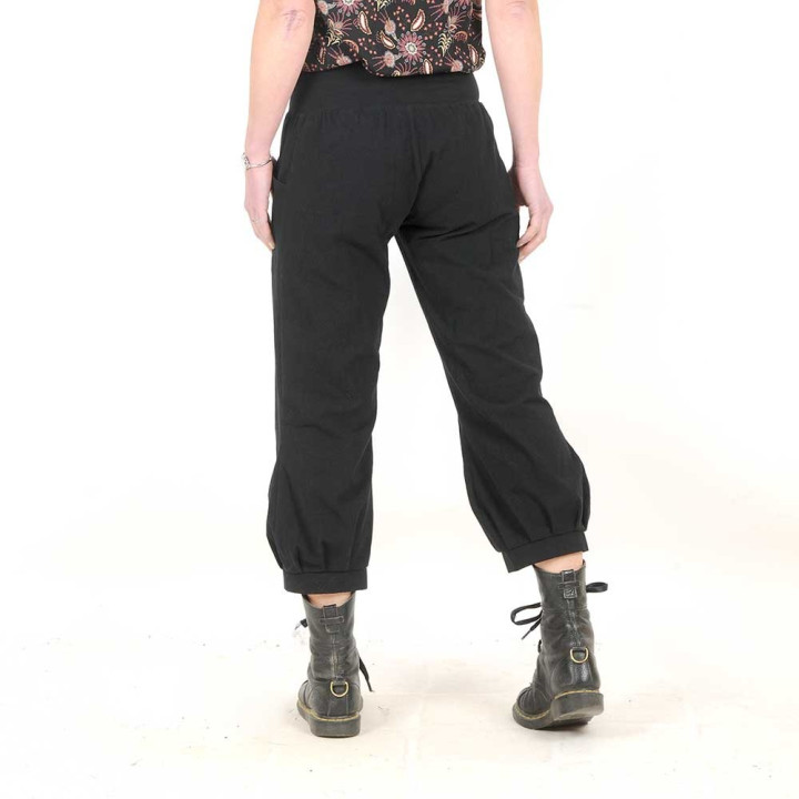 Cropped black cotton womens puffy pants, stretchy belt