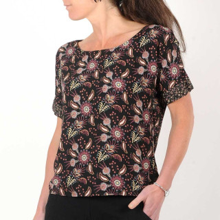 Womens black floral top, short-sleeved blouse