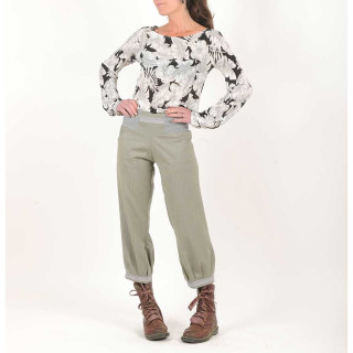 Womens green and grey pants with stretchy belt