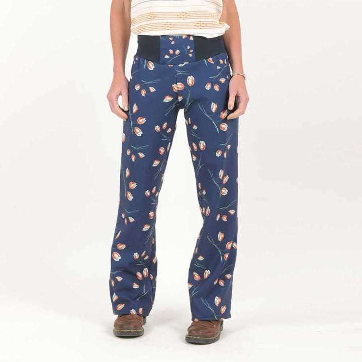 Pantalon femme original fabriqué en France  fabriqué en France créateur femme bleu fleuri souple, coupe droite