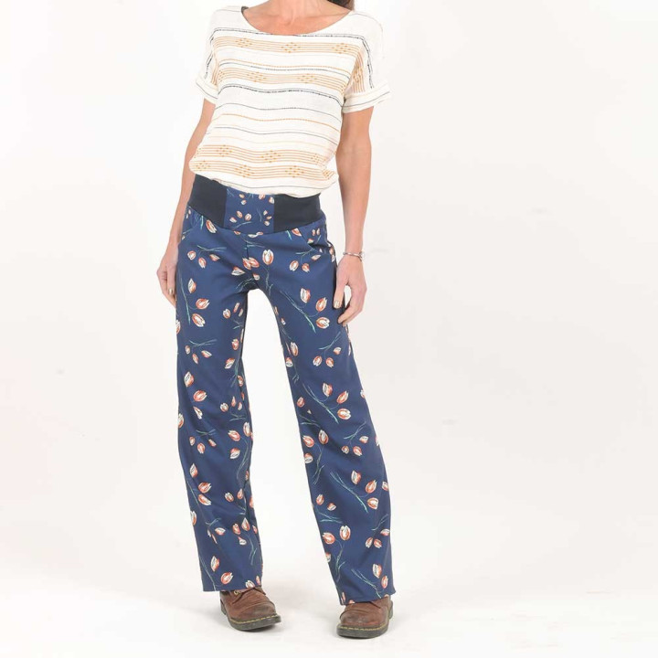 Womens floral blue supple pants, wide legs