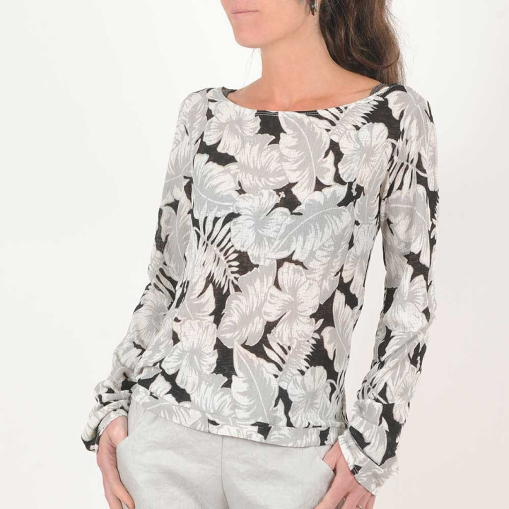 Black and grey lightweight women's sweater, shirred sleeve hems