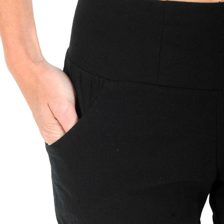 Short femme coton lavé noir