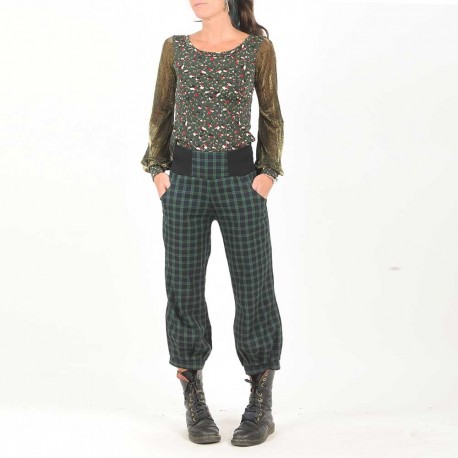 Womens navy and green checkered pants, stretchy jersey belt