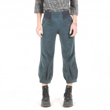 Pantalon femme original de créateur 4/5 velours gris-vert côtelé, ceinture jersey