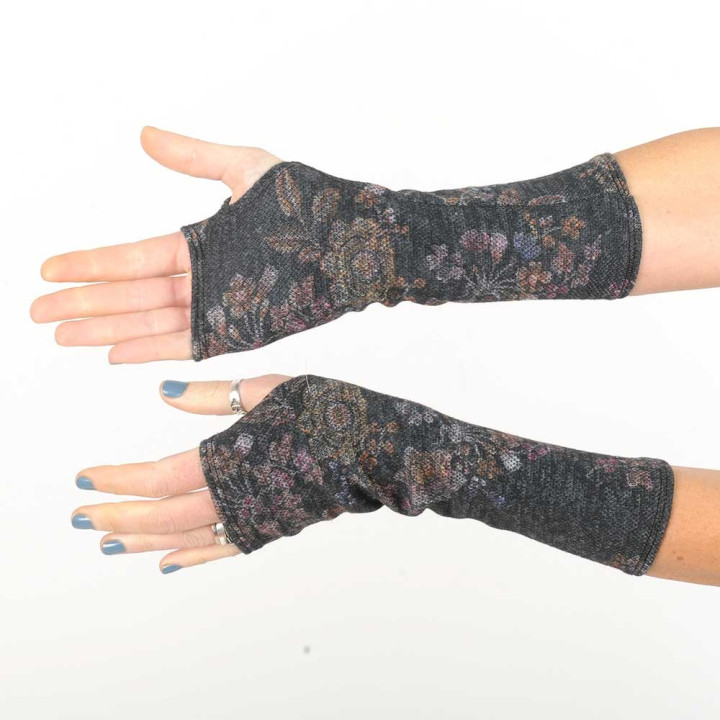 Mitaines longues originale de créateur originales en maille gris foncé imprimé fleuri