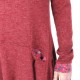 Robe pull maille rouge framboise, détails fleuris