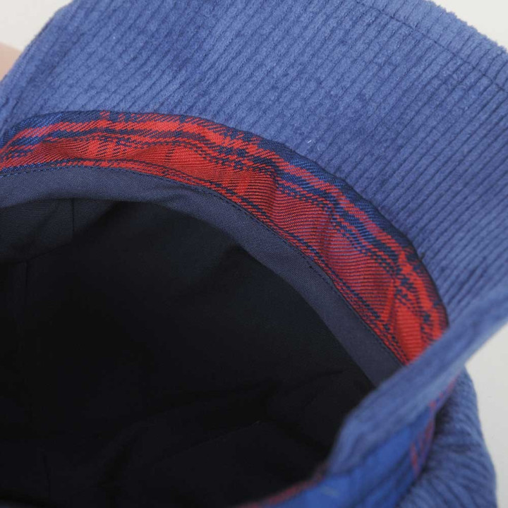 Casquette originale fabriquée en France gavroche velours côtelé bleu roi