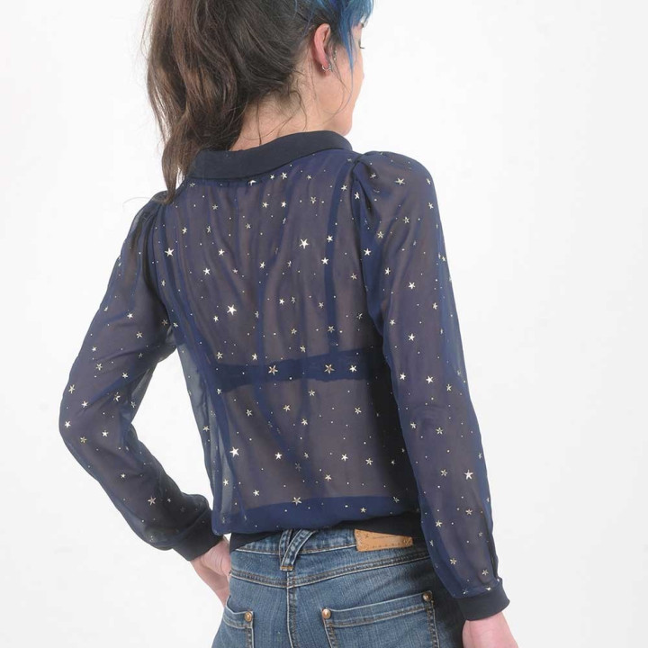 idée cadeau pour femme Blouse bleu marine en voile transparent étoilé, col bateau