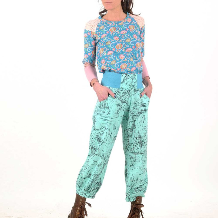 Pantalon femme fait main en france  4/5 en lin imprimé vert d'eau et noir