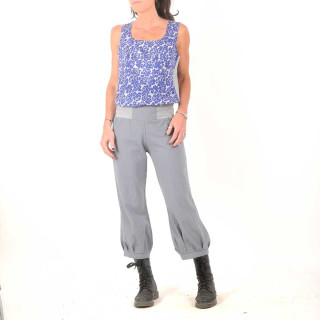 Cropped grey cotton womens puffy pants, stretchy belt