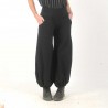 Pantalon femme long bouffant, noir texturé